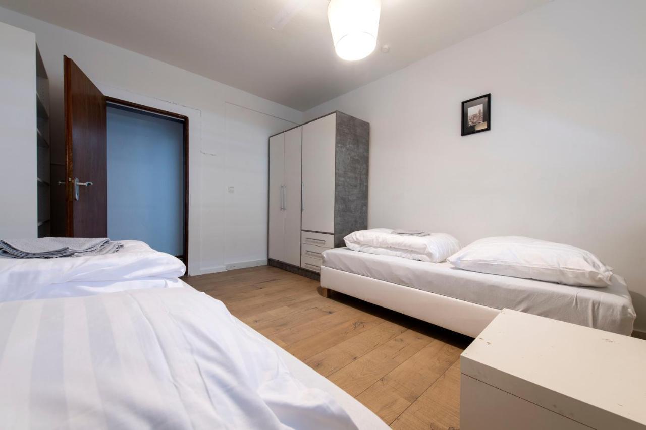 גרונאו Workers Home- Central - 8 Single Box Spring Beds - Near Enschede מראה חיצוני תמונה